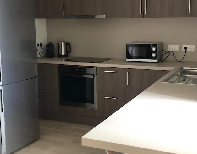 Madeleine De La Maison Saint-josse Apartment